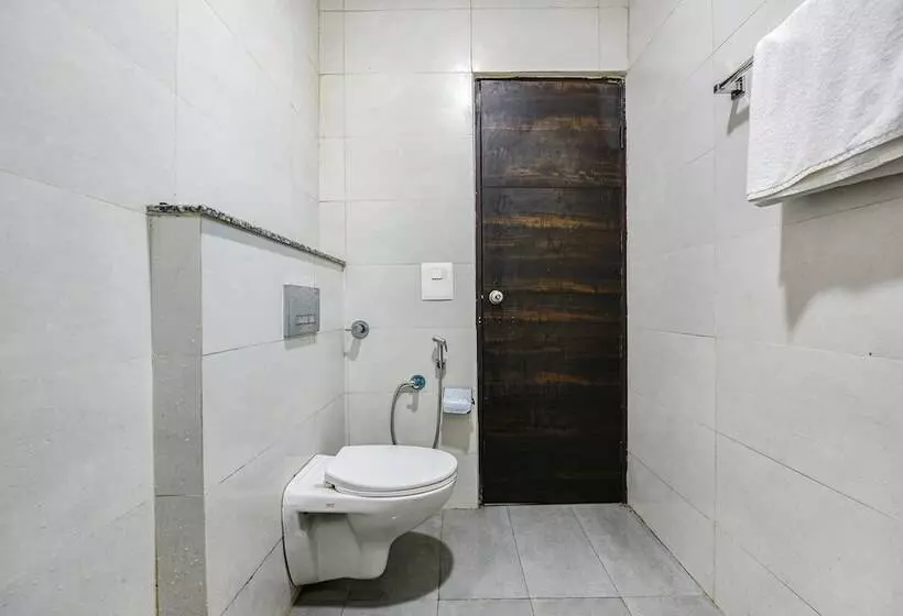 Fabhotel Hc Dream Majestic