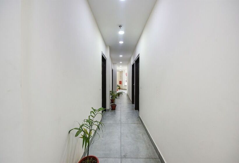 Fabhotel Hc Dream Majestic