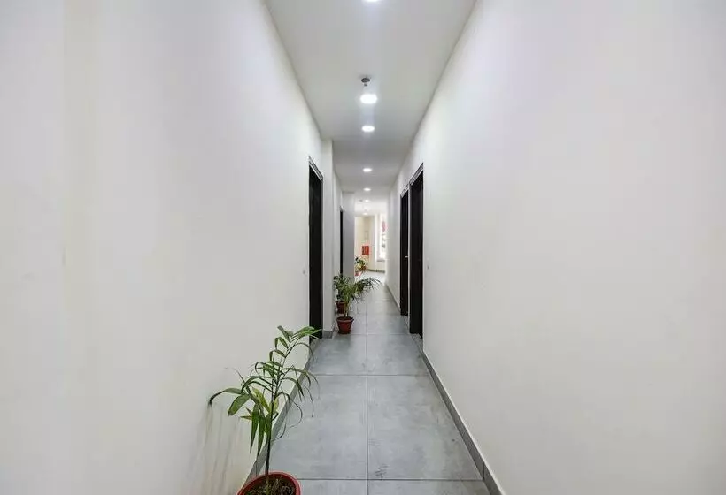 Fabhotel Hc Dream Majestic