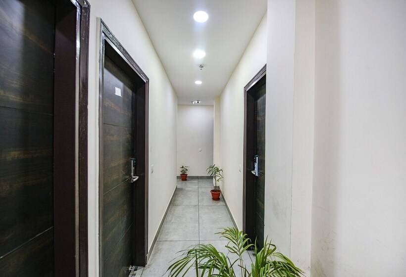 Fabhotel Hc Dream Majestic