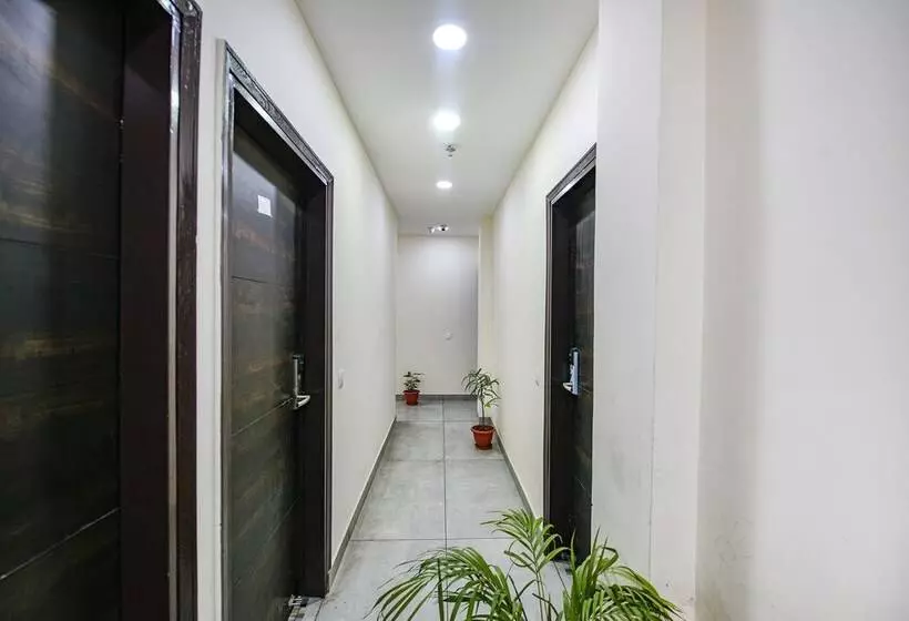 Fabhotel Hc Dream Majestic