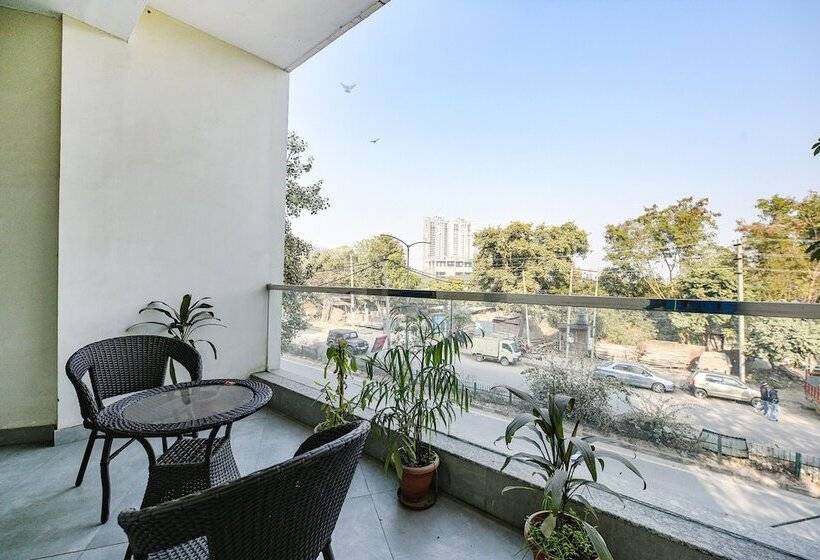 Fabhotel Hc Dream Majestic