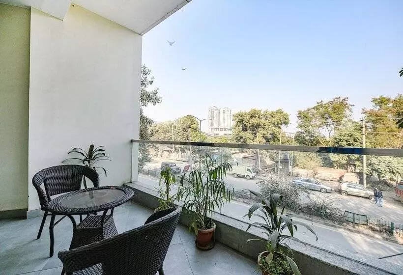 Fabhotel Hc Dream Majestic