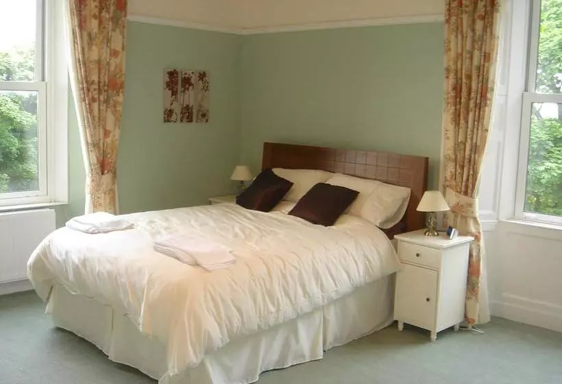 ベッドアンドブレックファースト Croft Hill Guest House