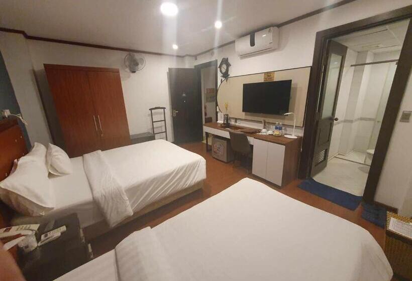 A25 Hotel 28 Trần Quý Cáp