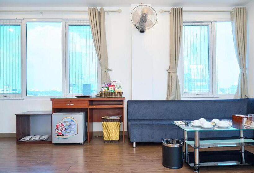 A25 Hotel 28 Trần Quý Cáp