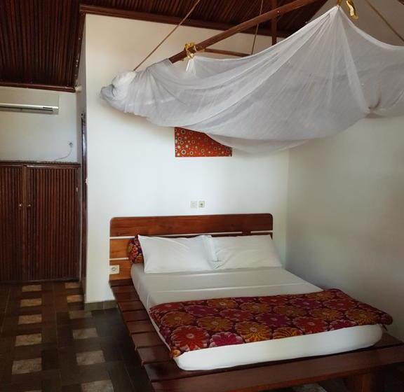 Boblin La Mer Hotel Restaurant Plage