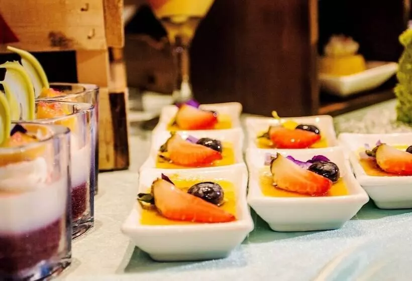 Hotelli Four Points By Sheraton Danzhou