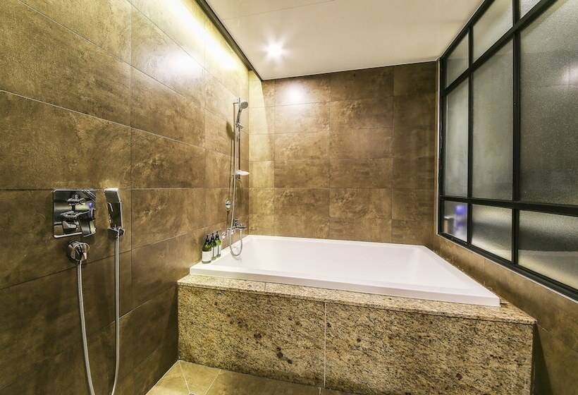 בית מלון כפרי Gimhae Toheaven Gaya Theme Park