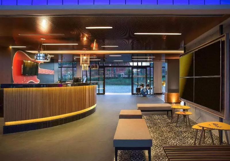 ホテル Ibis Styles Taubate