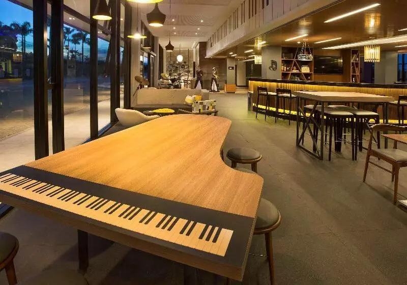 ホテル Ibis Styles Taubate