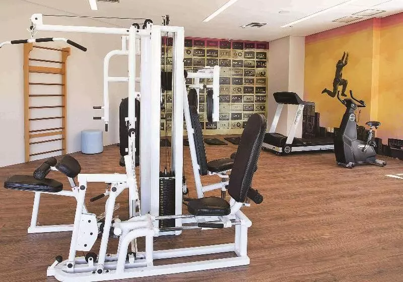 ホテル Ibis Styles Taubate