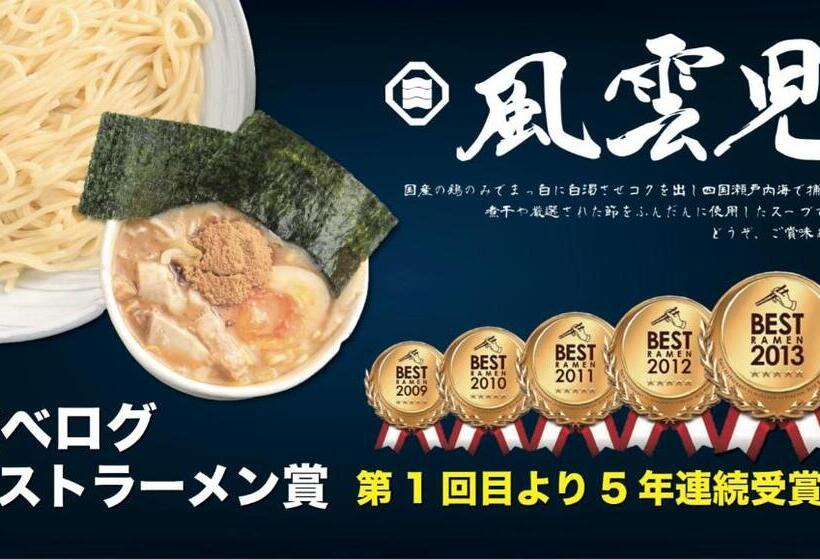 فندق Large Adults Only