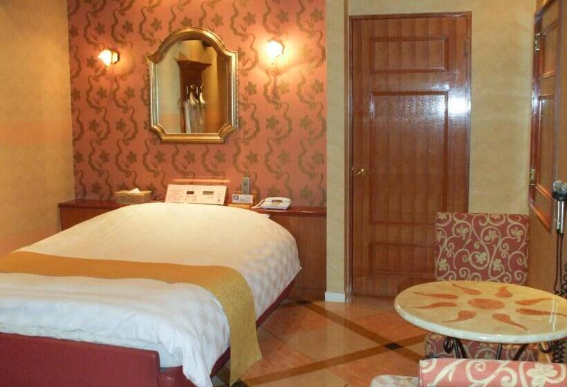 فندق Large Adults Only