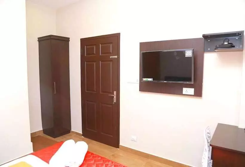 هتل Omar Residency