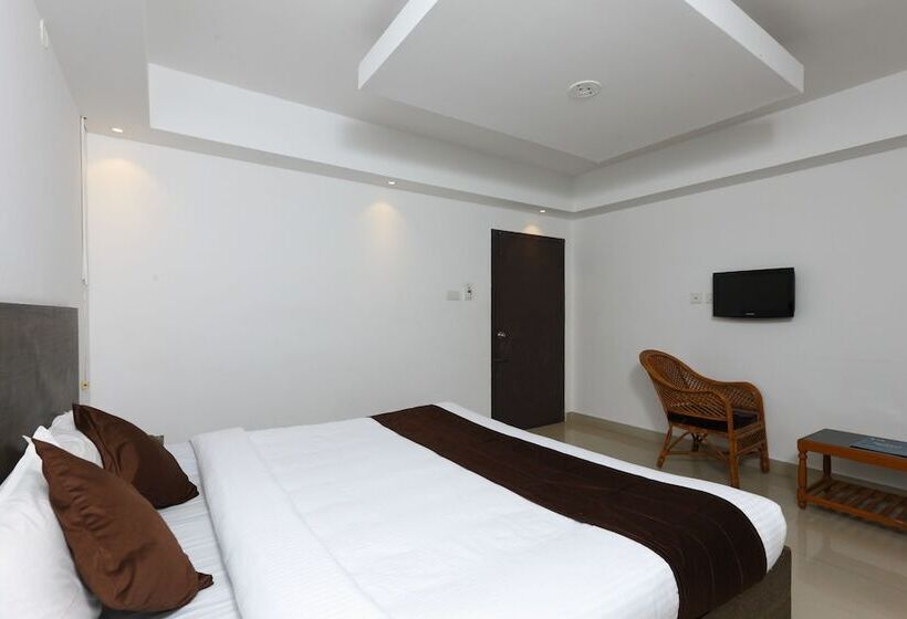 בית מלון כפרי Oyo Rooms Near Naidupuram Pillayar Temple