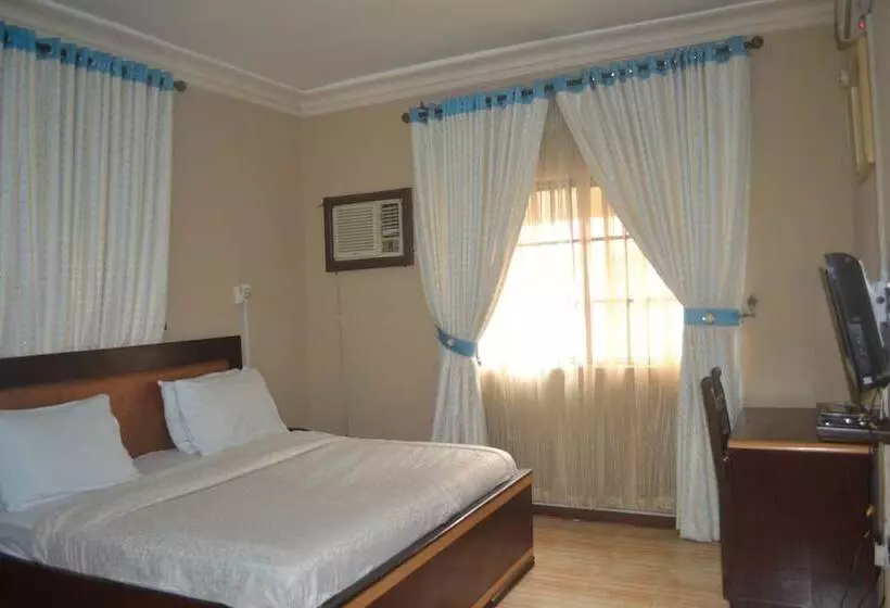 Sena Hotel And Resort