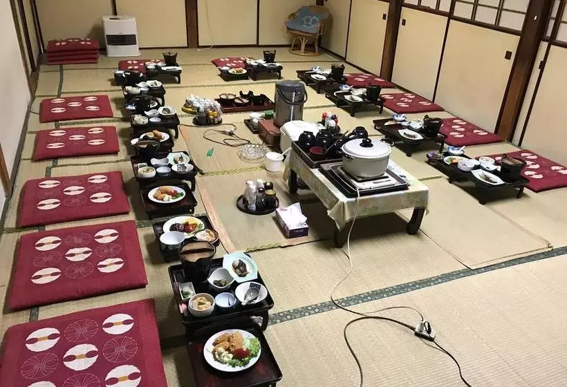 Niko Ryokan