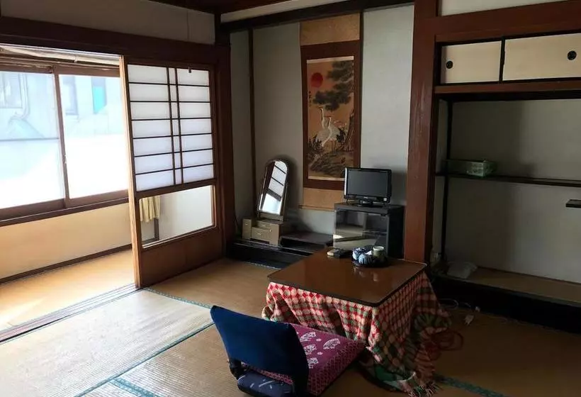 Niko Ryokan