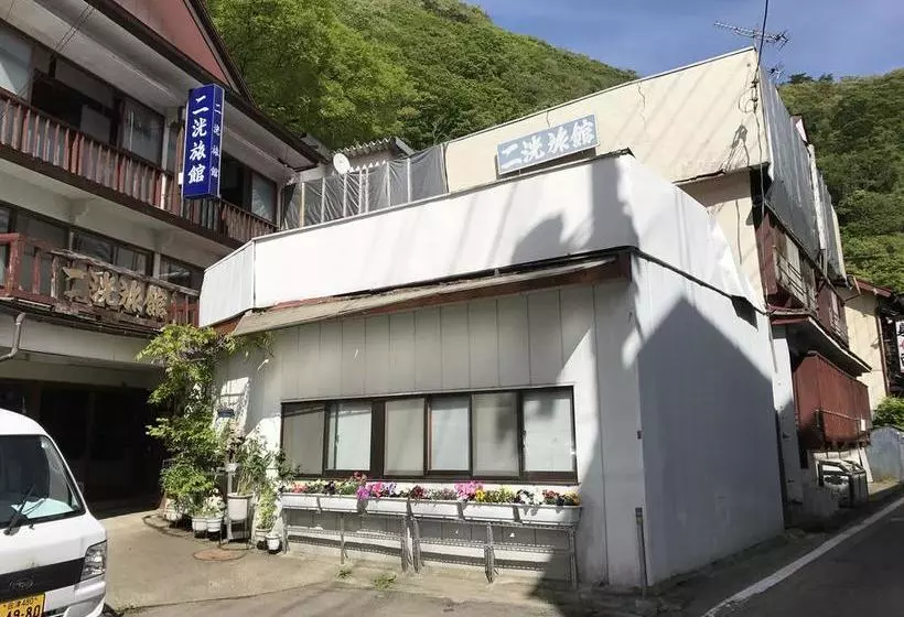 Niko Ryokan