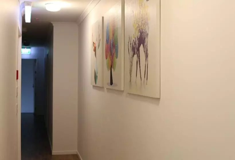 Uni Motel