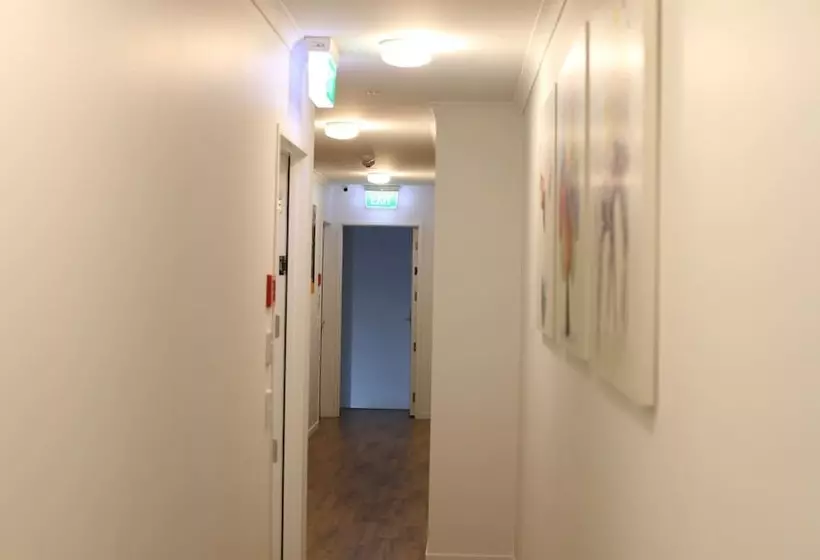 Uni Motel