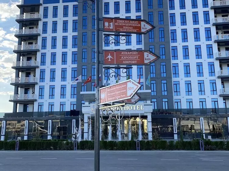 ホテル Turon City Plaza