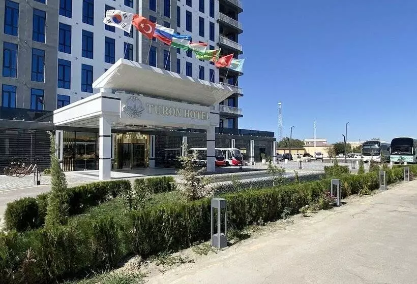 ホテル Turon City Plaza