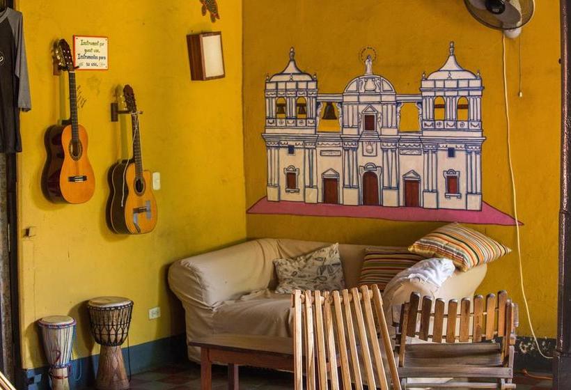 هاستل Hostal La Tortuga Booluda