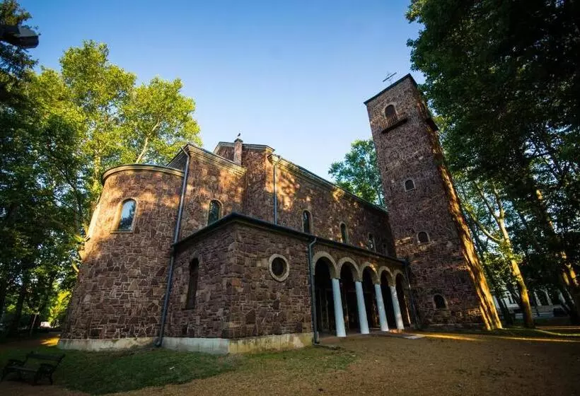 تختخواب و صبحانه Bendegúz Villa