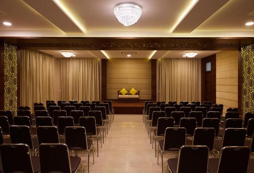 住宿加早餐  Kamar Residences And Banquets