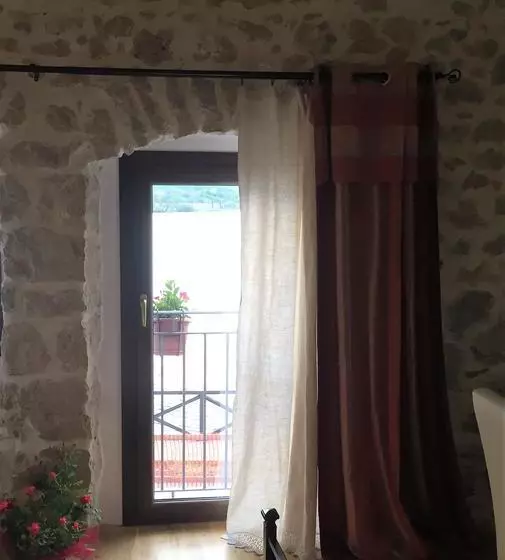 ベッドアンドブレックファースト La Finestra Sul Lago