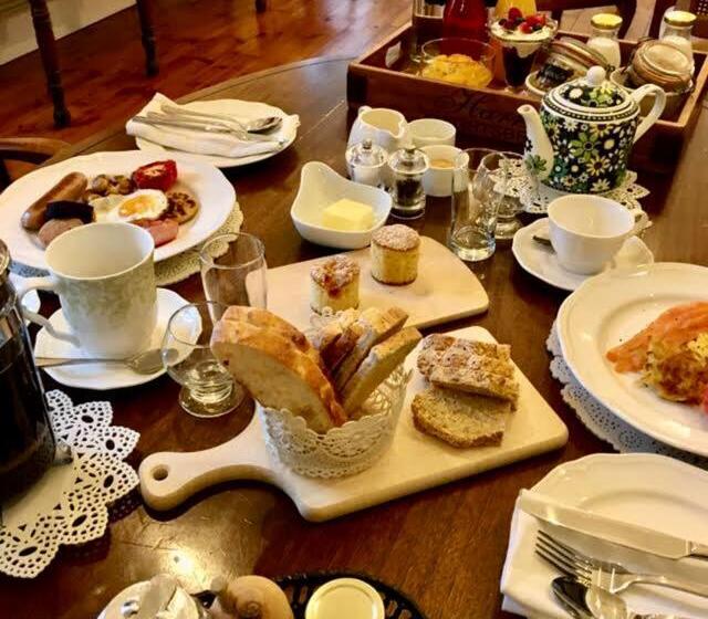 Bed & Breakfast Tom Blake House