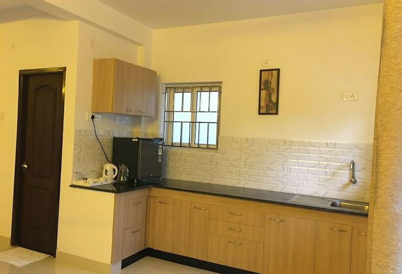 Sea La Vie Covelong Beach Resort