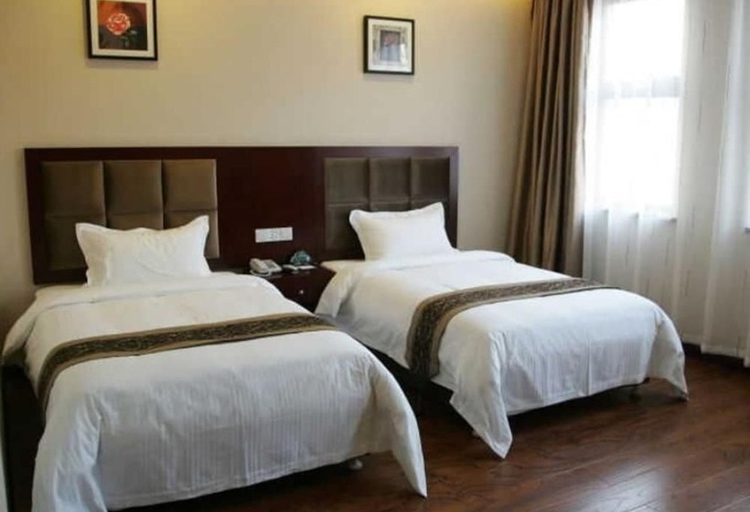 Greentree Inn Liaoyuan Longshan District Train Station Longjihuadian Hotel_