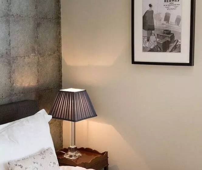 Callender House B&b