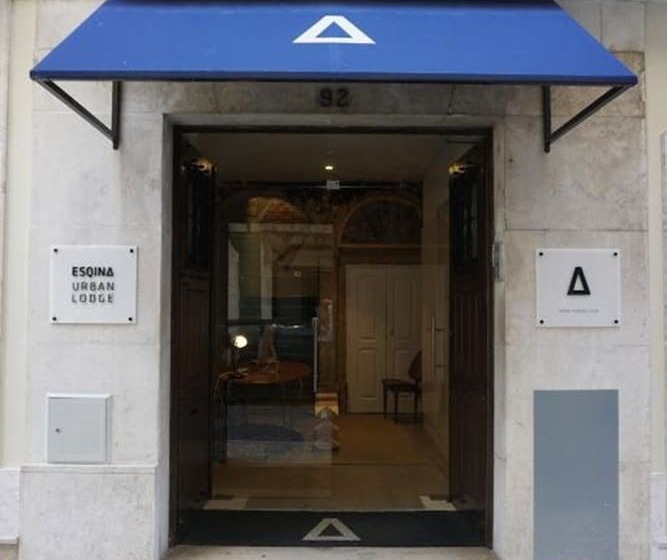 تختخواب و صبحانه Esqina Urban Lodge