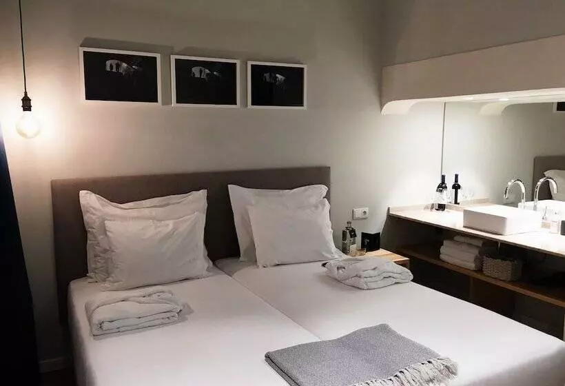 تختخواب و صبحانه Esqina Urban Lodge
