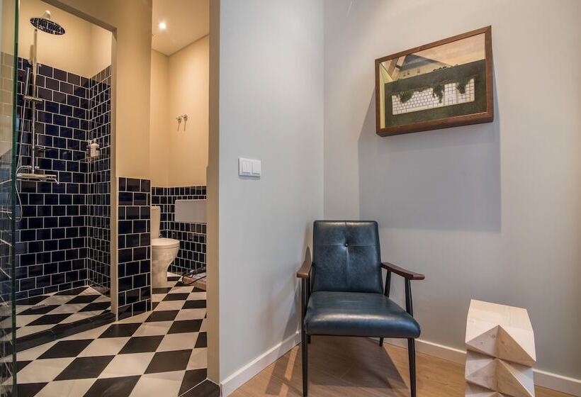 تختخواب و صبحانه Esqina Urban Lodge