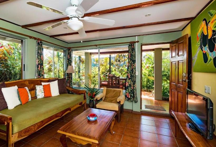 تختخواب و صبحانه Villas Oasis