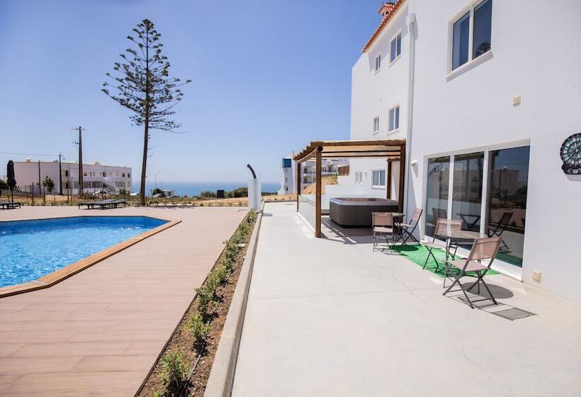 Ericeira Atlantic   Hostel