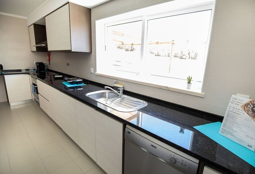 Ericeira Atlantic   Hostel