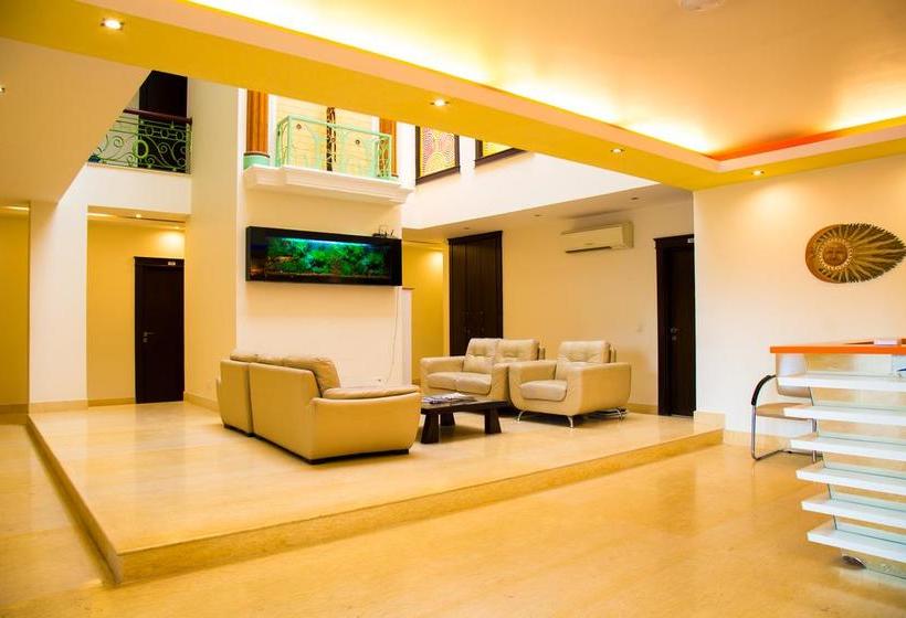 Fabhotel Good Care Residency