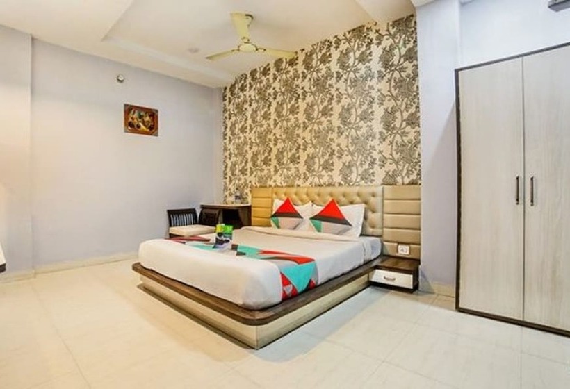 Fabhotel Golden Village