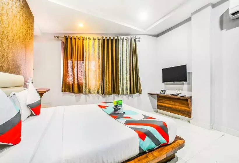 Fabhotel Golden Village