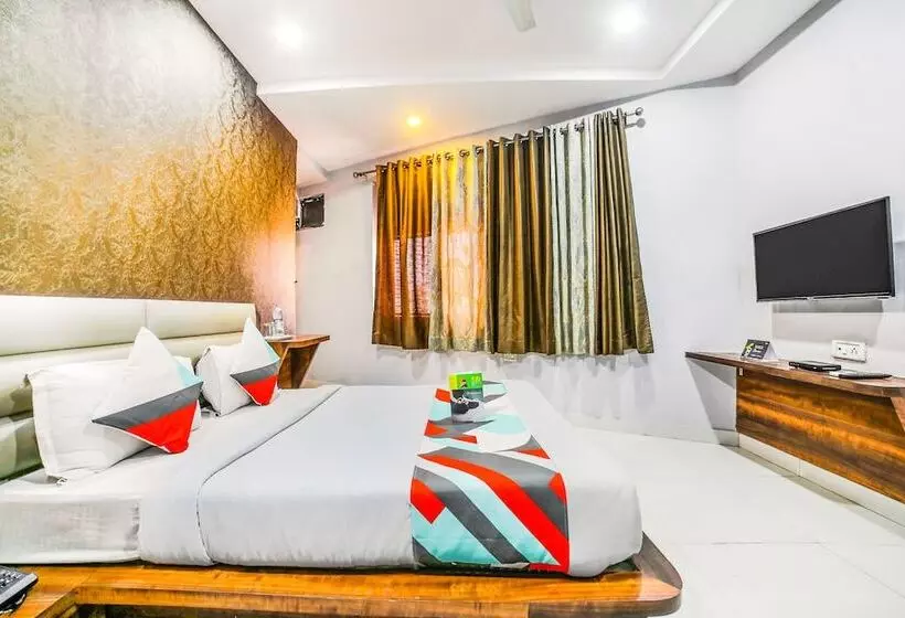 Fabhotel Golden Village