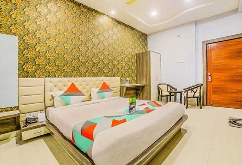 Fabhotel Golden Village