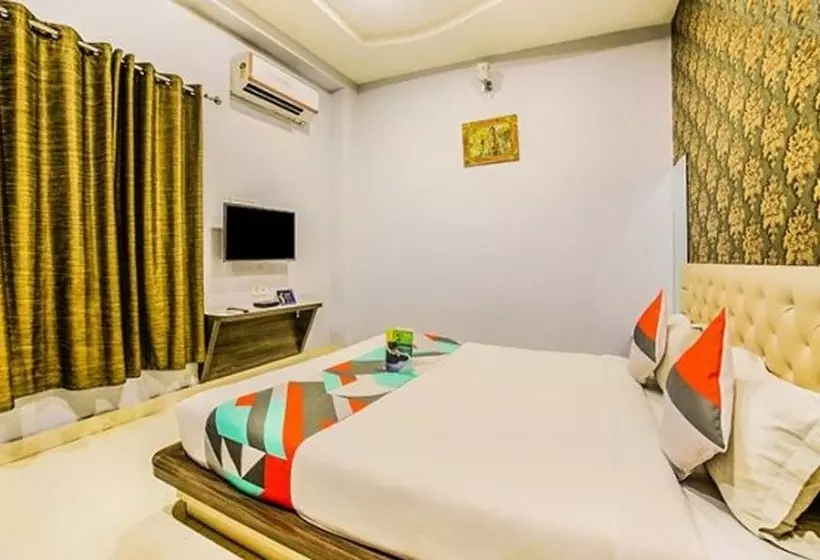 Fabhotel Golden Village
