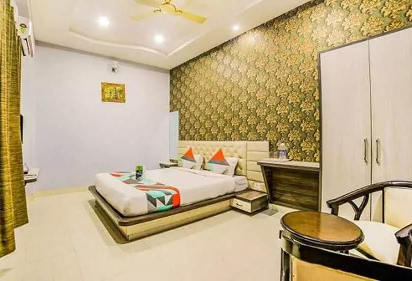 Fabhotel Golden Village