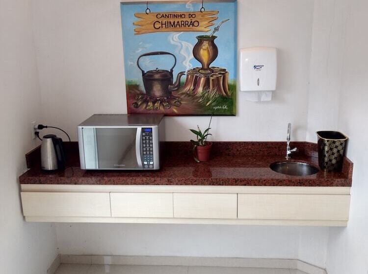 Отель Centenário